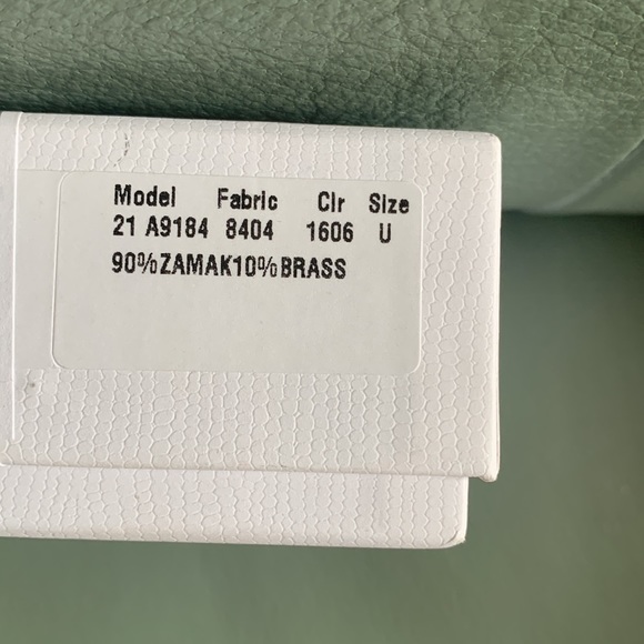 Moschino Skeleton Key Clip-On Earrings - Picture 6 of 6